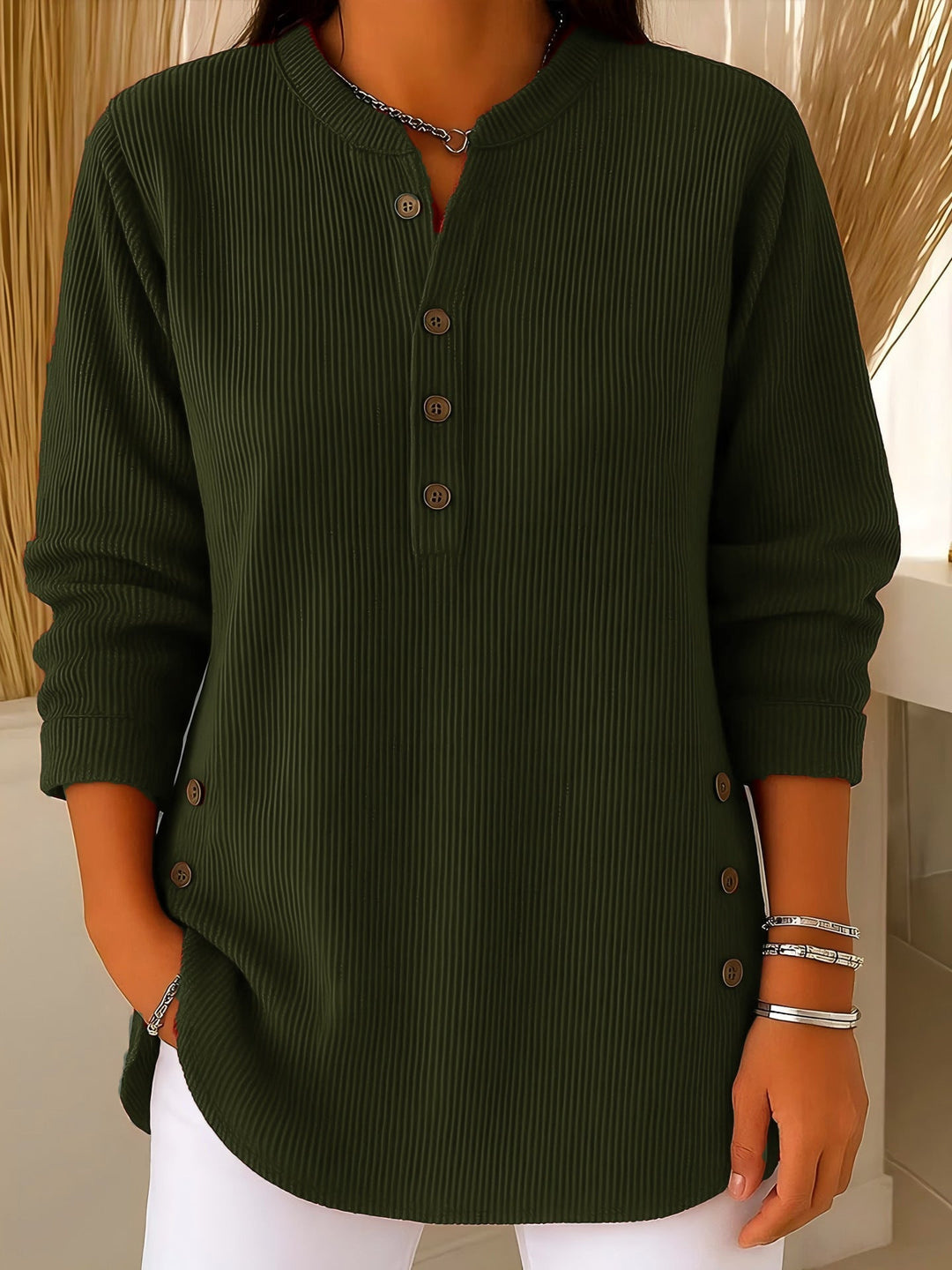 Elwood™ | Sweater with a Round Neckline